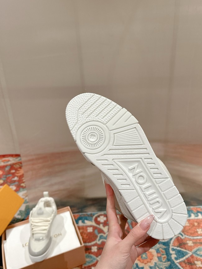 Louis Vuitton Trainer Sneaker 45107-3