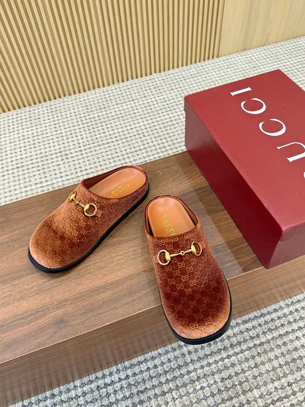 Gucci Shoes GUS00881 Heel 2CM