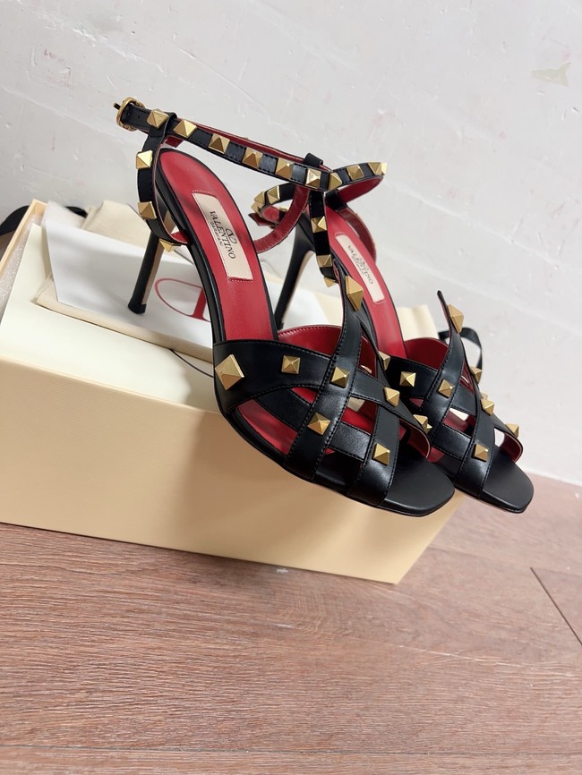 Valentino Womens sandal 66908-4