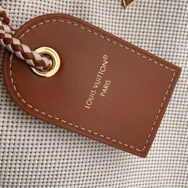 Louis Vuitton Capucines GM M28439 camel