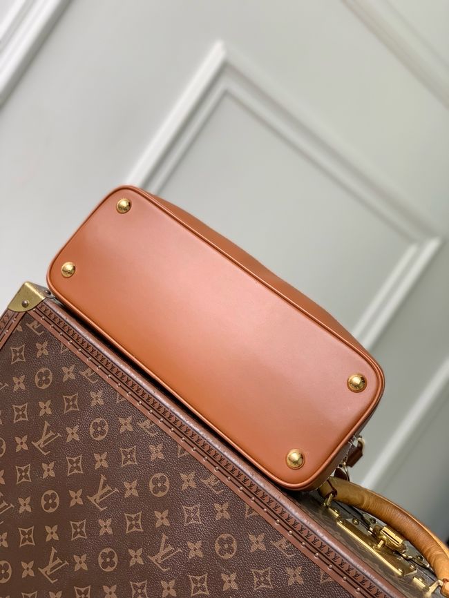 Louis Vuitton Capucines MM M28438 camel