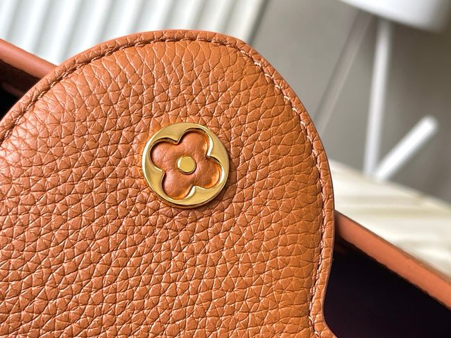 Louis Vuitton Capucines BB M48899 camel