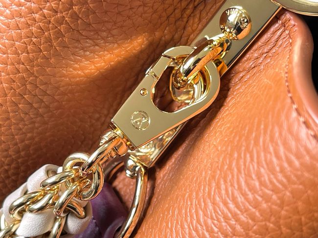 Louis Vuitton Capucines MM M29498 camel