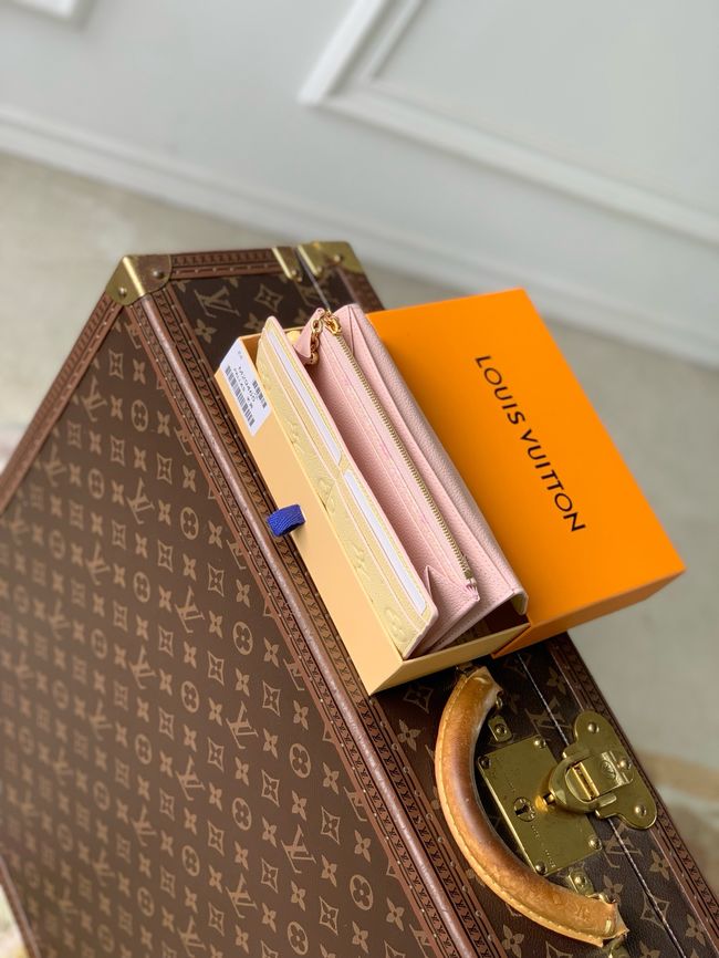 Louis Vuitton Sarah Wallet M29465 Sweet Lavender