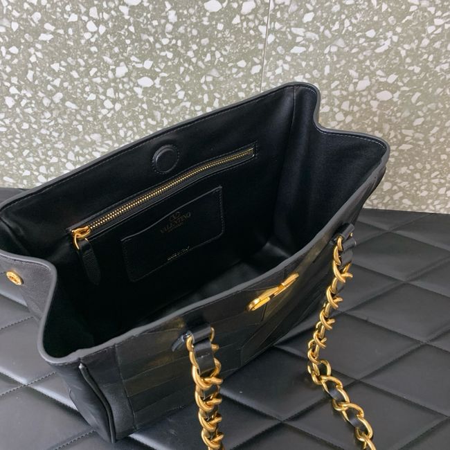 VALENTINO LASEINE Small Handbag WB0T13 black
