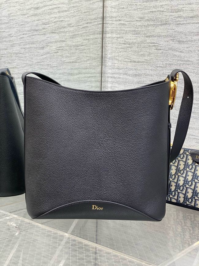 Dior Medium Bag Grained Calfskin 5843 black