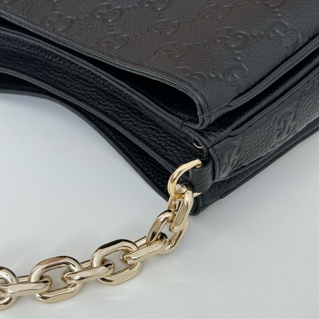 Gucci leather medium crossbody bag 815263 black