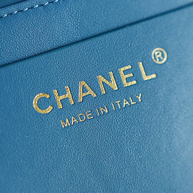 CHANEL Small Flapbag Braided Straw AS6017 blue