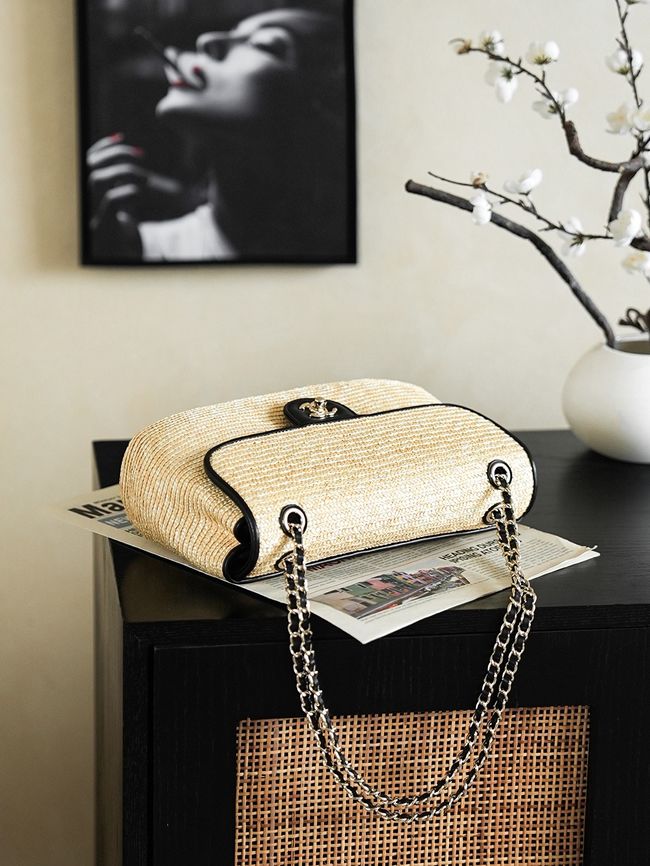 CHANEL medium Flapbag Braided Straw 66992 black