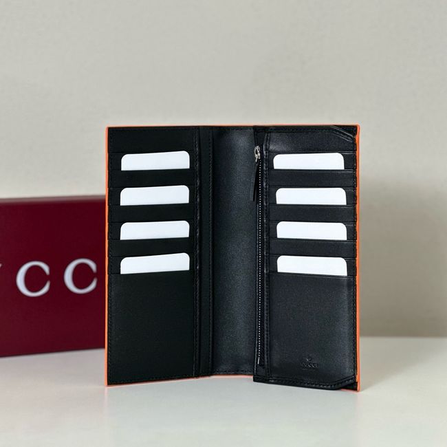 Gucci GG Emblem wallet 818955-5