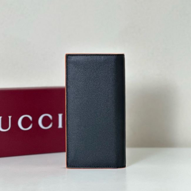 Gucci GG Emblem wallet 818955-5