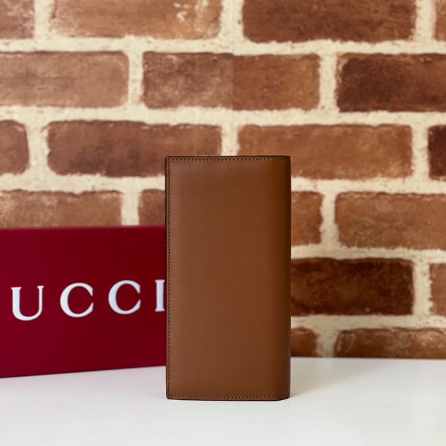 Gucci GG Emblem wallet 818955-7