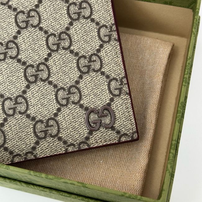 Gucci interior GG passport case 795229-1