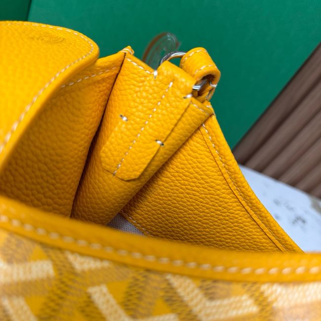 Goyard Musette crossbody bag CG08P yellow
