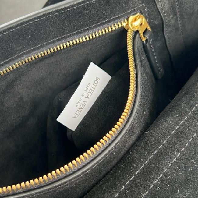 Bottega Veneta Andiamo 09555 black