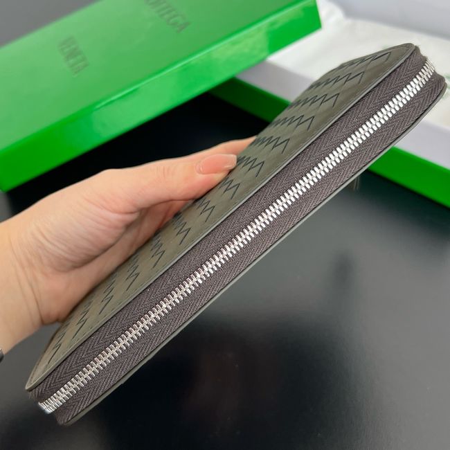 Bottega Veneta Woven Mycelium Zip-Around Wallet A003AD DARK GREEN