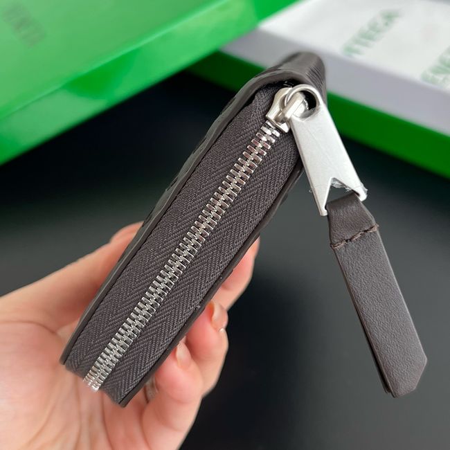 Bottega Veneta Woven Mycelium Zip-Around Wallet A003AD Espresso