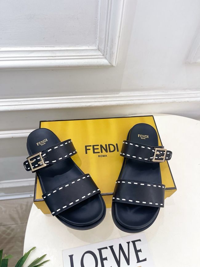 Fendi Womens slide sandal 65093-1