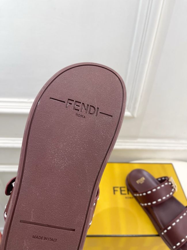 Fendi Womens slide sandal 65093-2