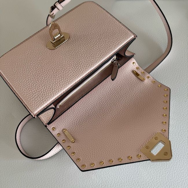 VALENTINO ROCKSTUD Small grained calfskin Shoulder Bag B0T76 pink