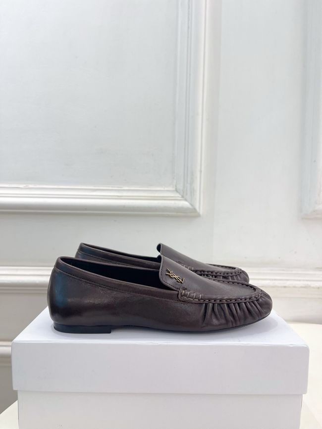 Yves saint Laurent LE LOAFER supple in shiny leather 818908-2