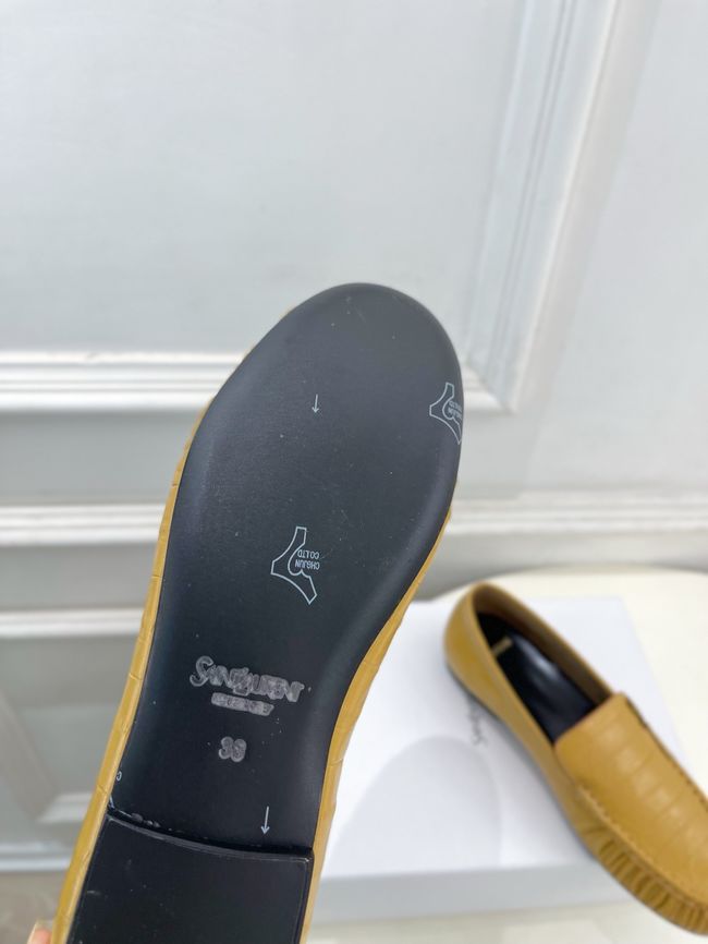 Yves saint Laurent LE LOAFER supple in shiny leather 818908-4