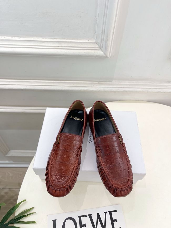 Yves saint Laurent LE LOAFER supple in shiny leather 818908-5