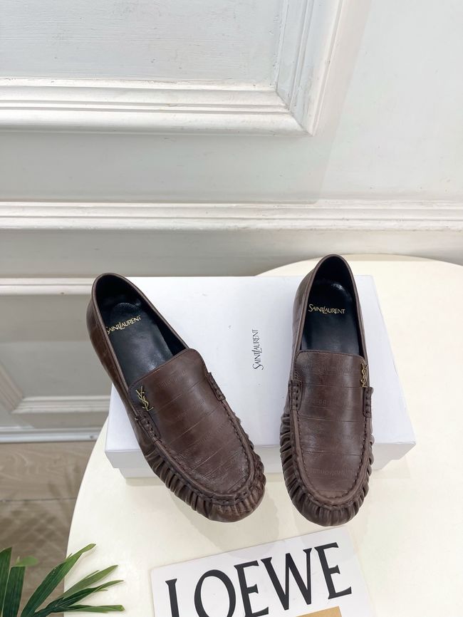 Yves saint Laurent LE LOAFER supple in shiny leather 818908-6