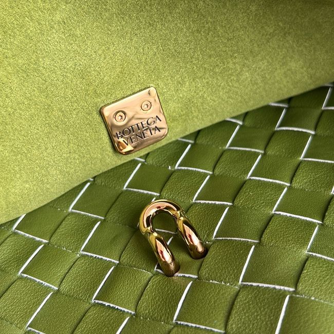 Bottega Veneta Andiamo Pepites Leather Large Bag 12272 green Bottega Veneta Andiamo Pepites Leather Large Bag 12272 green