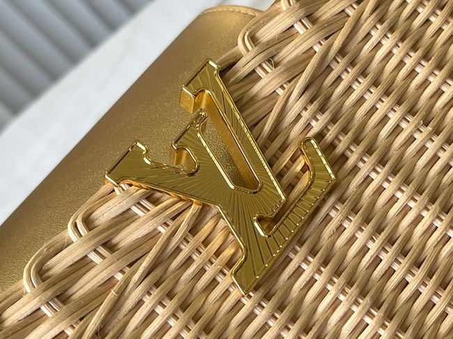 Louis Vuitton Capucines M28545 Gold