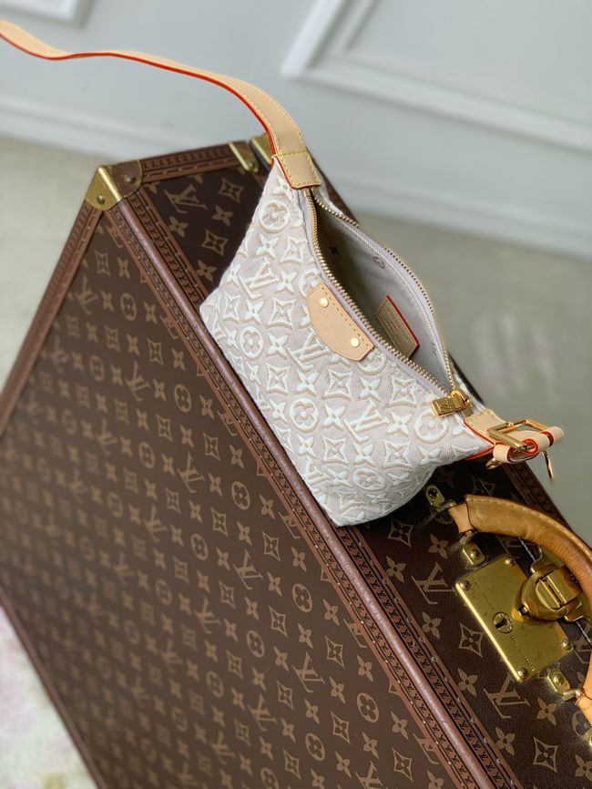 Louis Vuitton Pochette Hills M29879 Peuplier