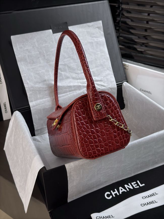 Chanel Clutch with chain Crocodile Embossed AP5294 Burgundy