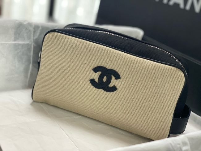 Chanel Zipped Pouch AS5226 Beige