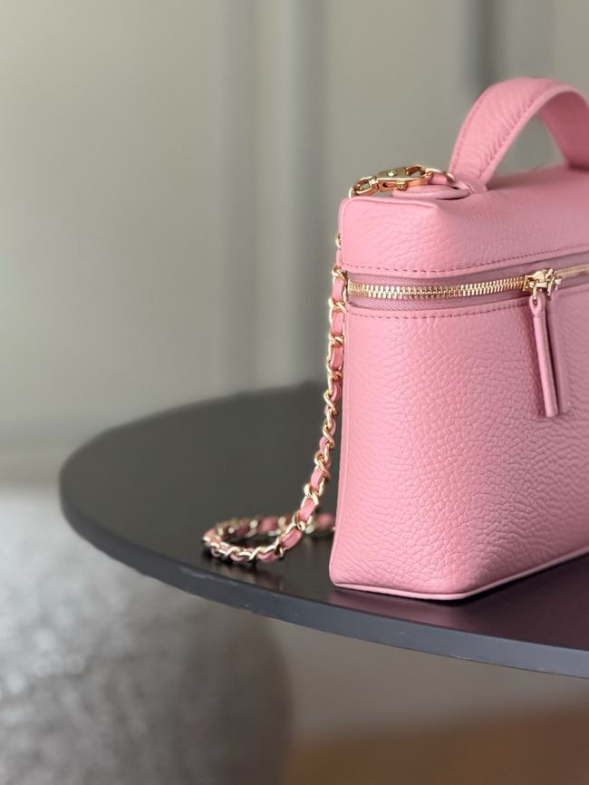 Chanel Large Vanity with chain AP5347 pink
