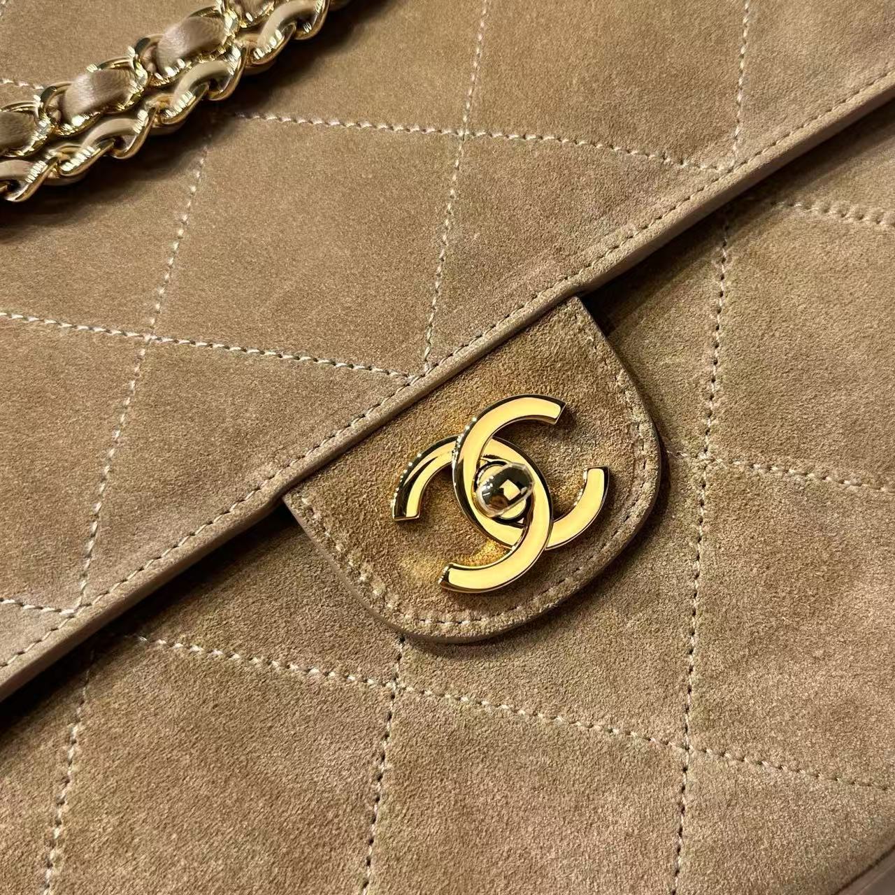 CHANEL Maxi Flapbag Suede Calfskin AS6233 brown
