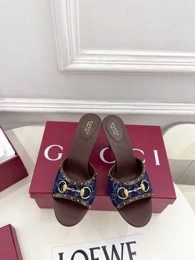 Gucci Womens slide sandal with Horsebit 853671-2