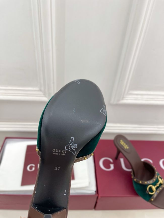 Gucci Womens slide sandal with Horsebit 853671-5