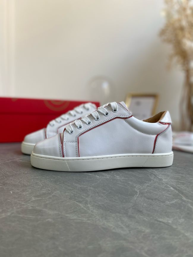 Christian Louboutin flat shoes 64129-17