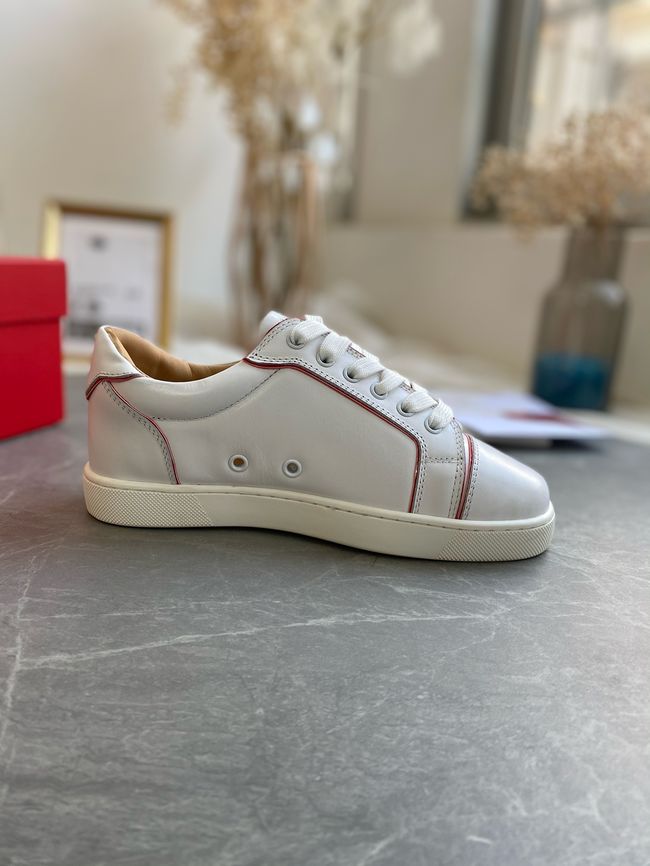 Christian Louboutin flat shoes 64129-17