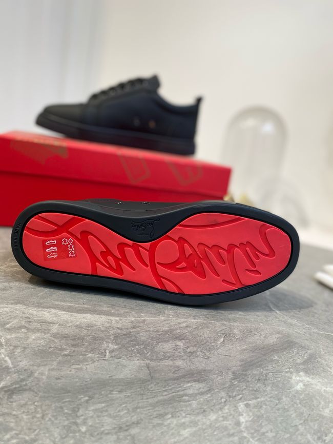 Christian Louboutin flat shoes 64129-19