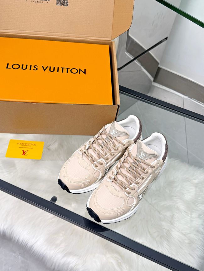 Louis Vuitton Sneakers 64131-3