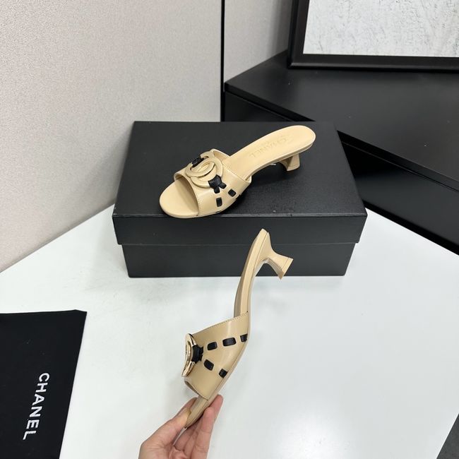 Chanel Mules 64133-2