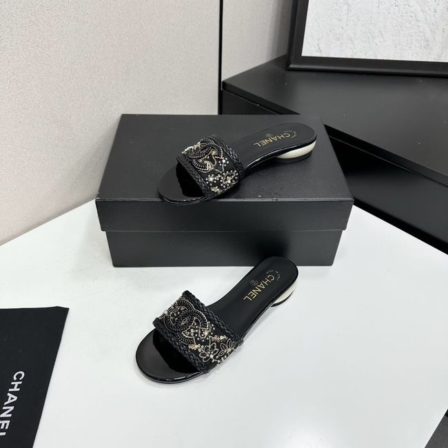 Chanel Mules 64136-2