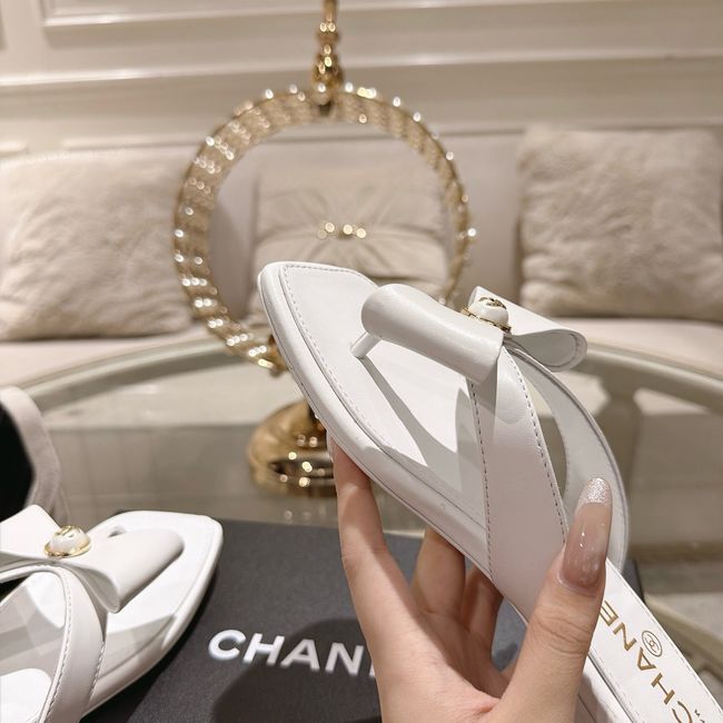Chanel Thongs 64134-1