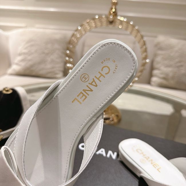 Chanel Thongs 64134-5