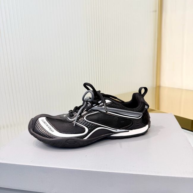 Balenciaga Sneakers 64142-1