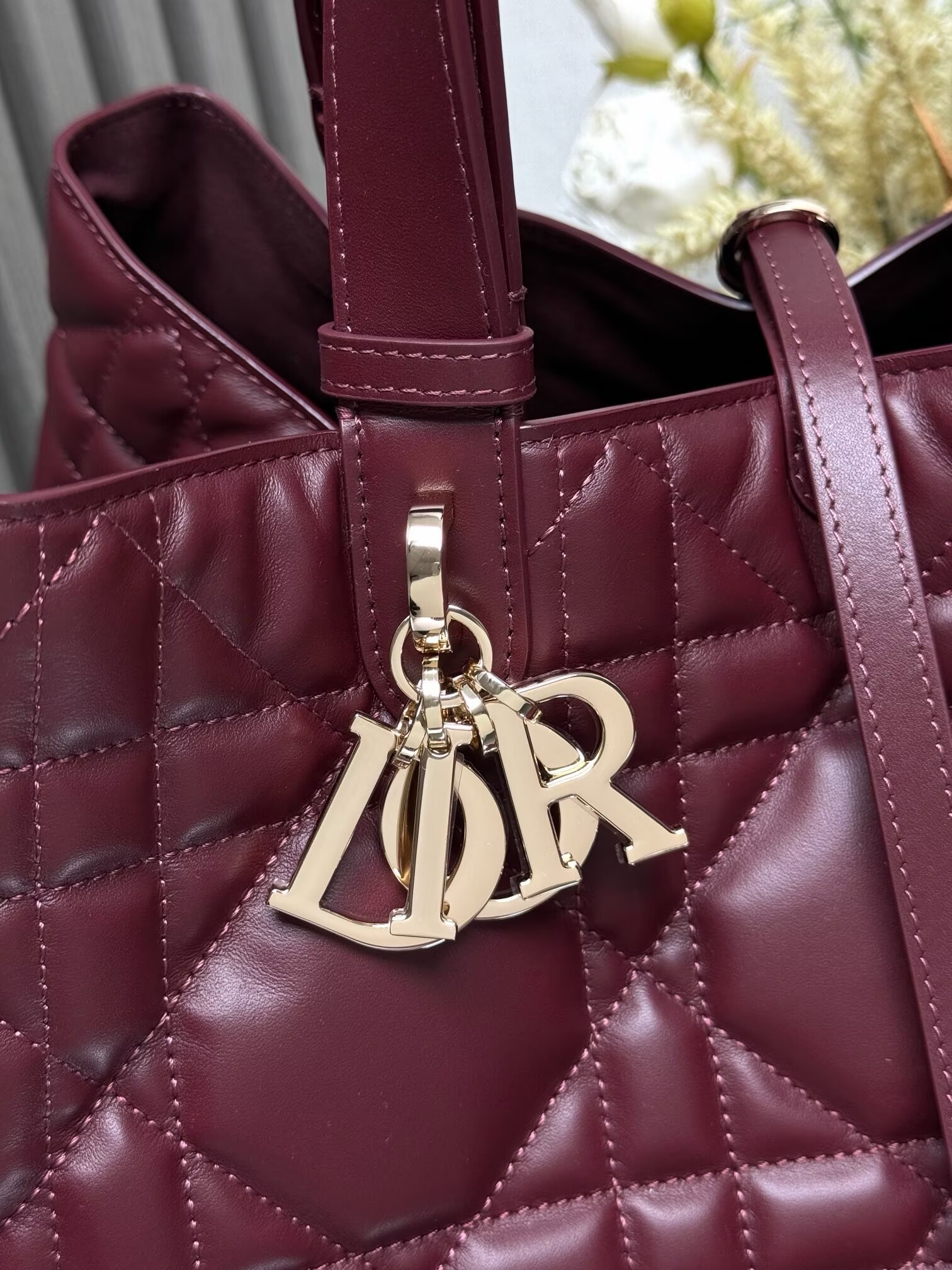 LARGE DIOR TOUJOURS BAG Latte Macrocannage Calfskin M6233 Wine