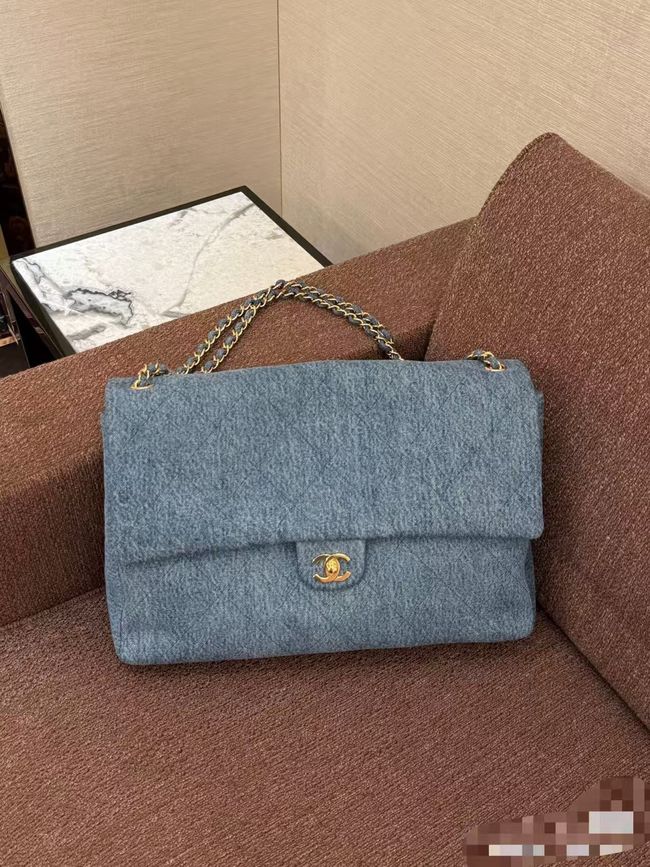 CHANEL Maxi Flapbag AS6281 denim blue