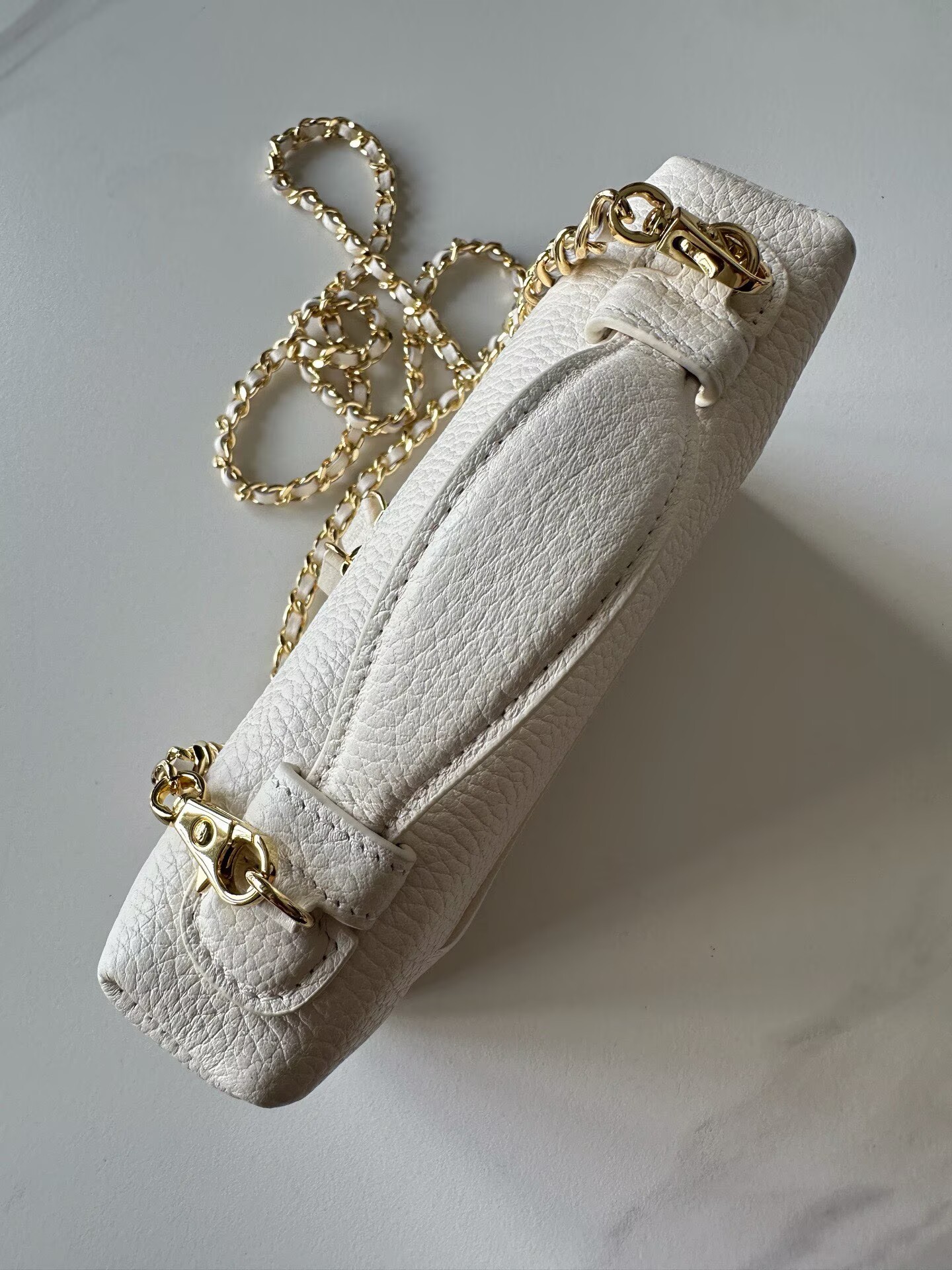 Chanel Vanity With Chain AP5346 White