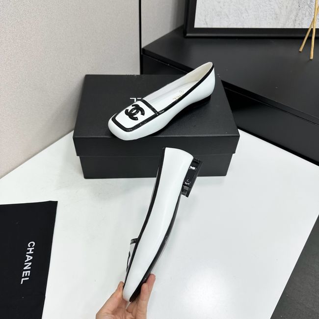 Chanel Moccasins 64158-4